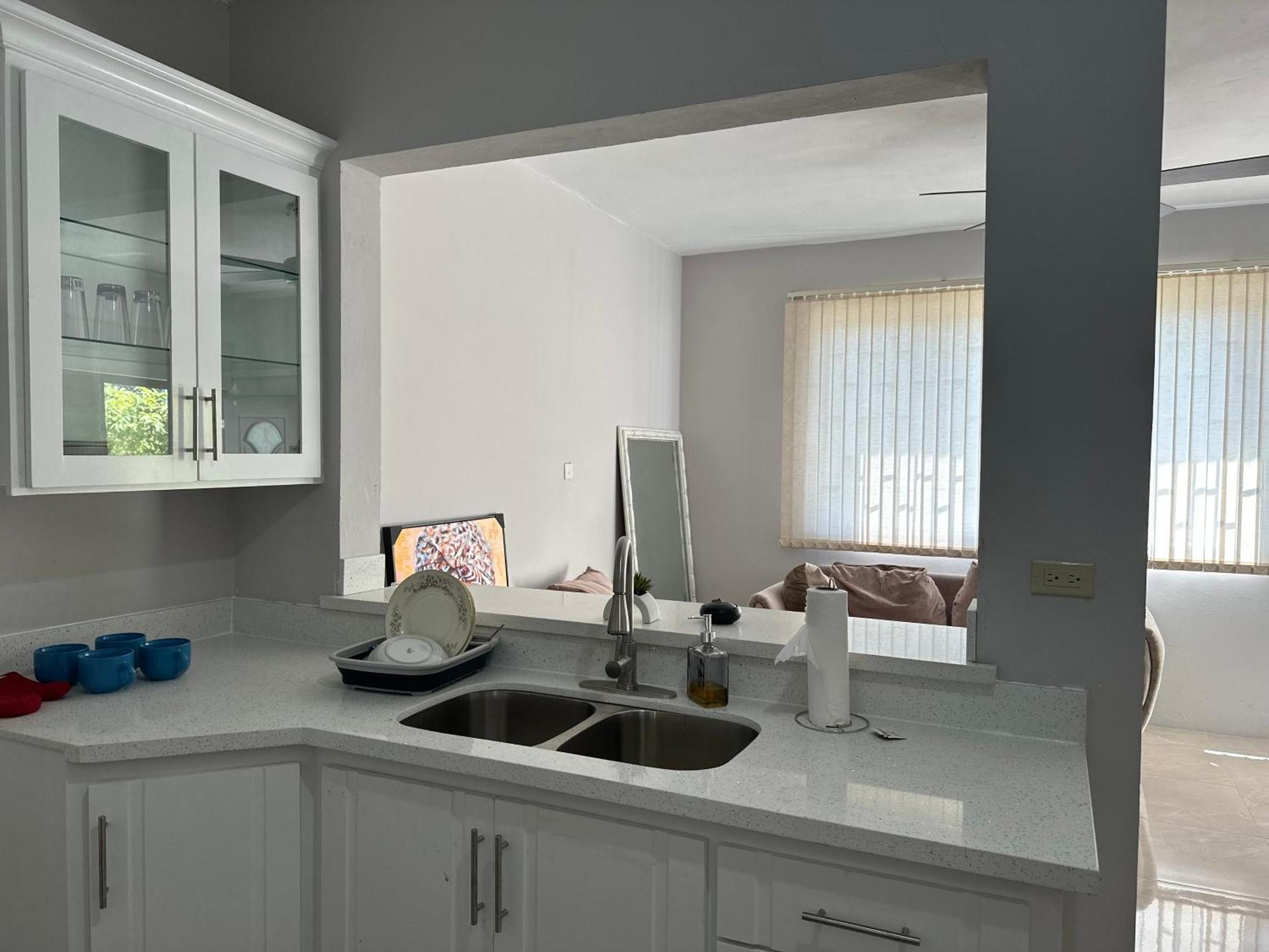 Appartamento The Shelton - Sinclair Montego Bay Esterno foto